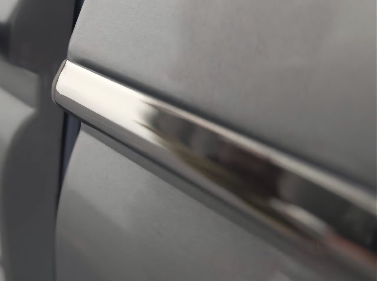 VL Calais left rear door stainless trim mould